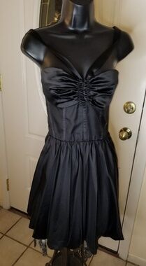 bebe dress SILKY FIGURE FLATTERING like new  authentic designer